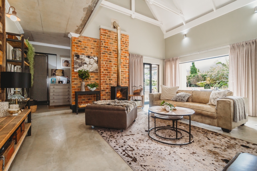4 Bedroom Property for Sale in Camphersdrift Western Cape